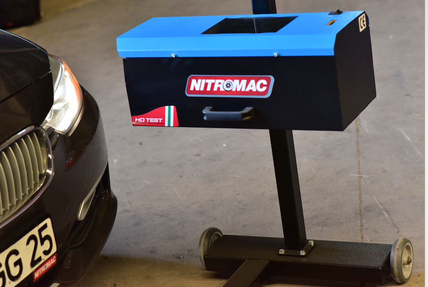 Прилад для регулювання світла фар NitroMac NitroMac фото