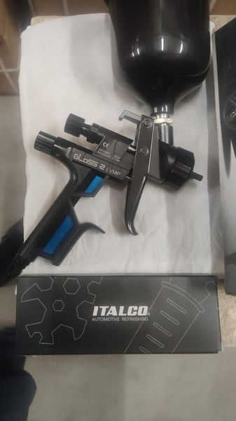 Краскопульт профессиональный LVMP, 600мл,1,3мм ITALCO GLOSS-2-1.3LM GLOSS-2-1.3LM фото